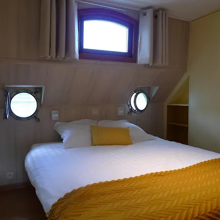 Bed and breakfast Barge Johanna Brujas