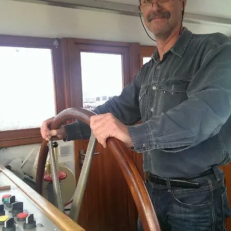 Barge Johanna Bed and breakfast